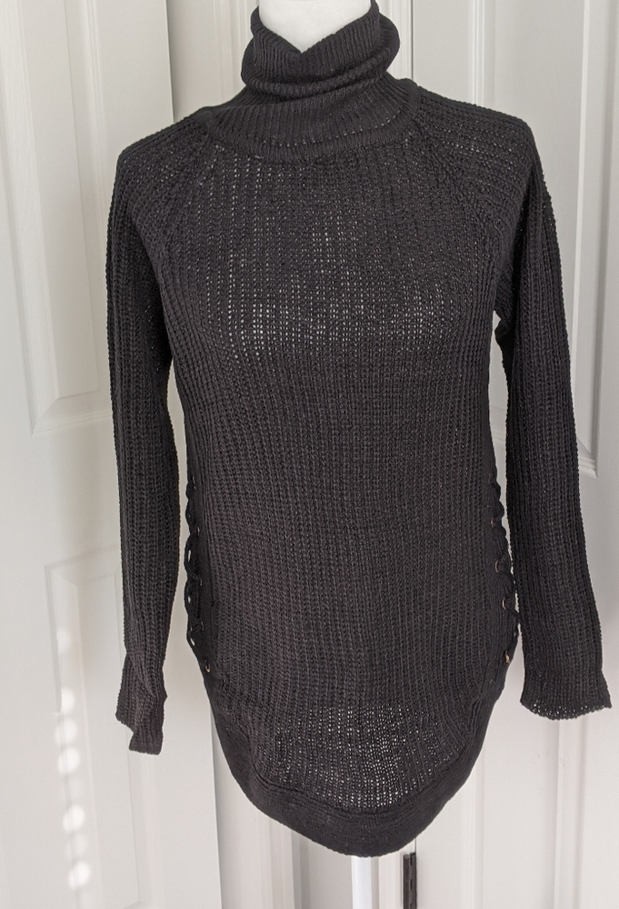 LOVE by Chelsey Knit Sweater - Picture 6 of 7